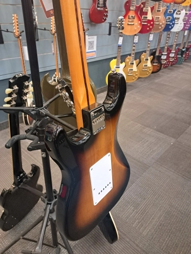 Squier Classic Vibe 50's Strat 2